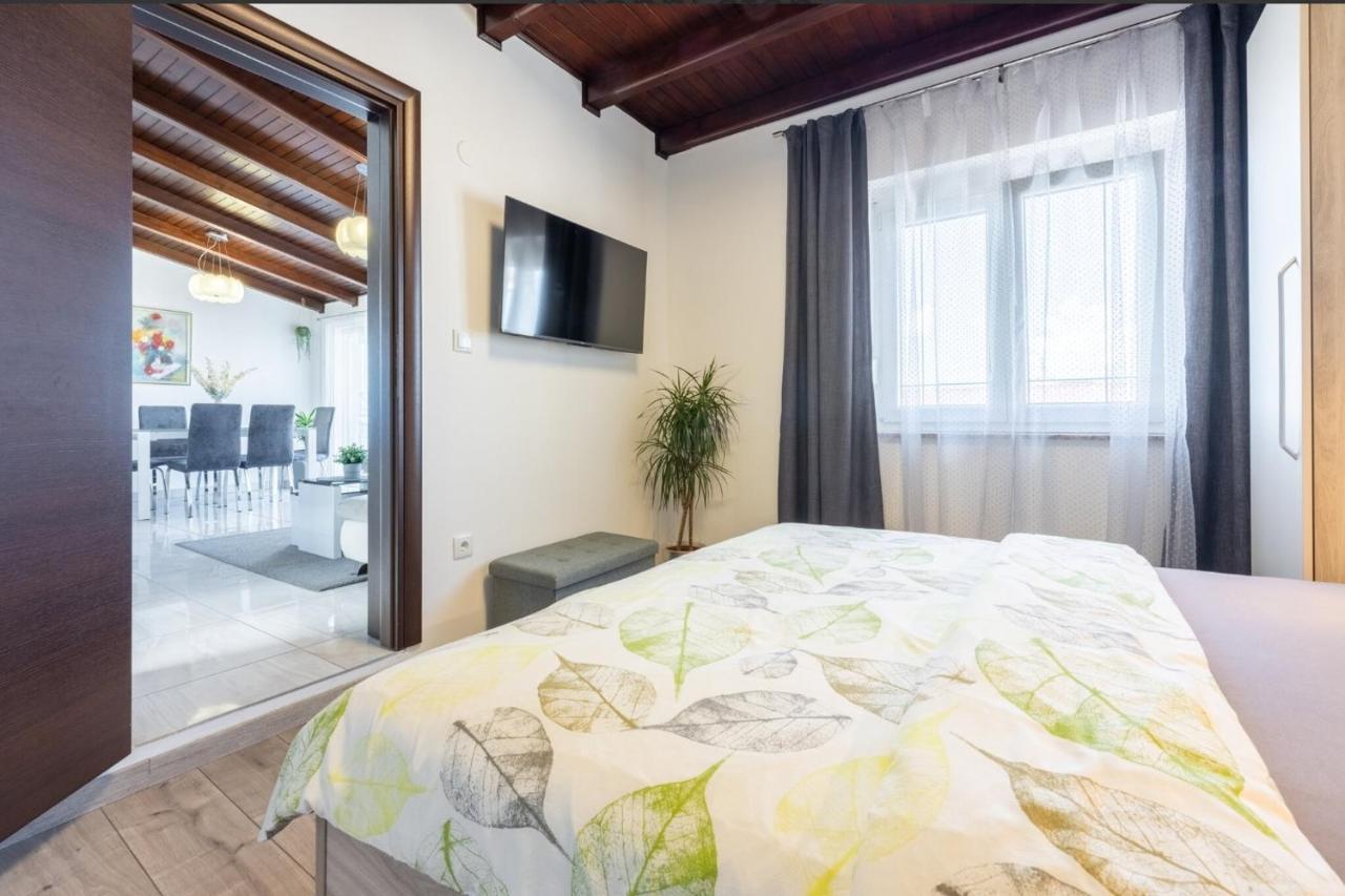 Apartments Lino Selce Eksteriør bilde